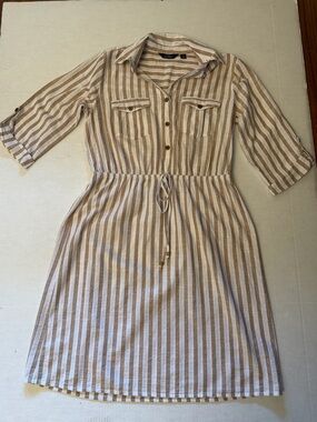 Midi cotton Shirt Dress Drawstring waist striped tan & White with gold Sz-M. Y16